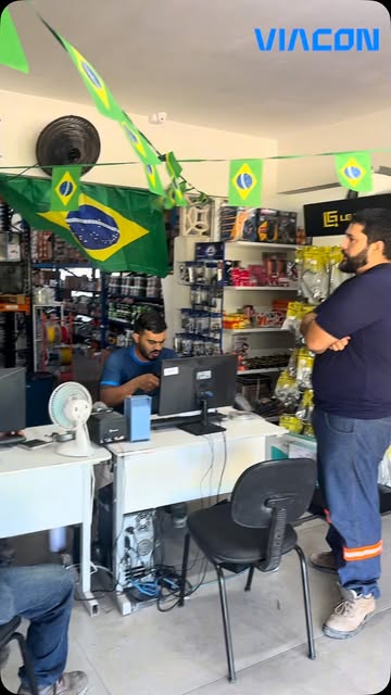 Balcão de atendimento da loja Viacon